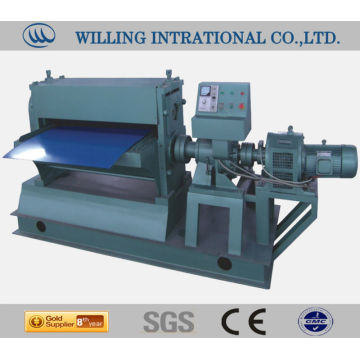 Automatic embossing machine for stainless steel